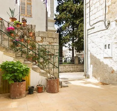 Apartament Vicenco Location Split