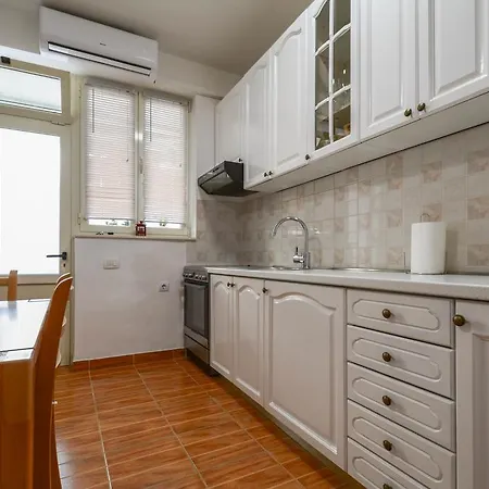 Apartament Vicenco Location *
