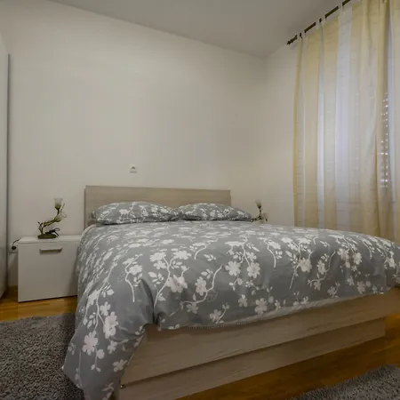 Apartment Apartment Vicenco Top Location Split